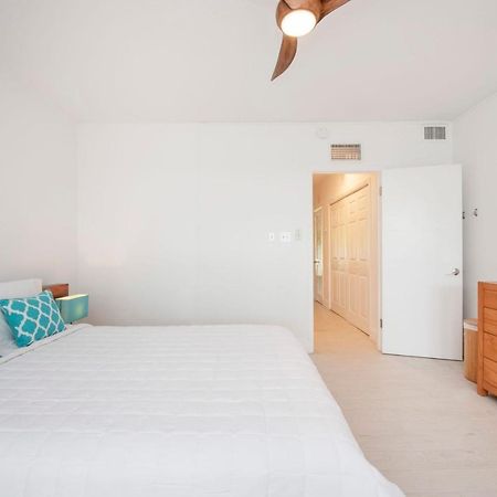 Beach Living At Island Pine Villas Blse George Town Extérieur photo