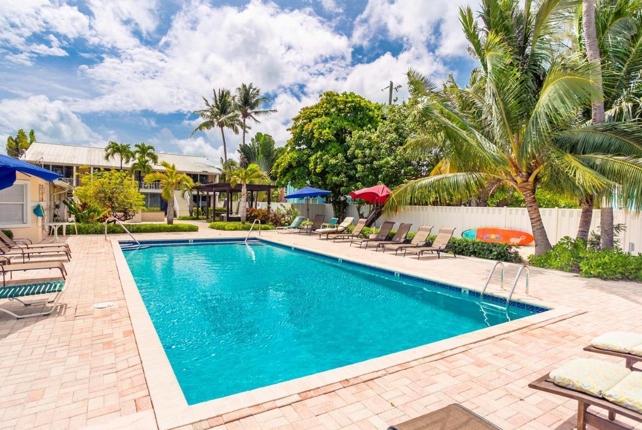 Beach Living At Island Pine Villas Blse George Town Extérieur photo