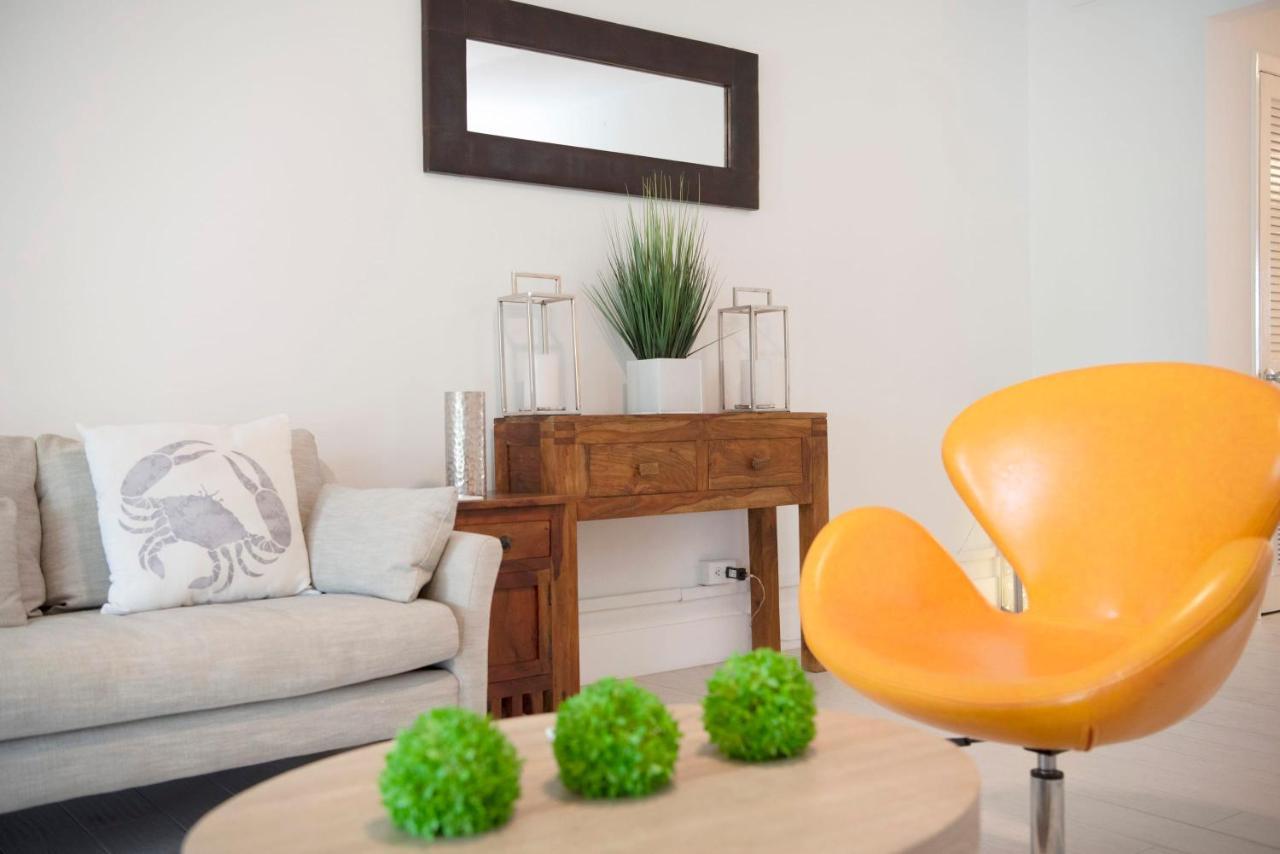 Beach Living At Island Pine Villas Blse George Town Extérieur photo