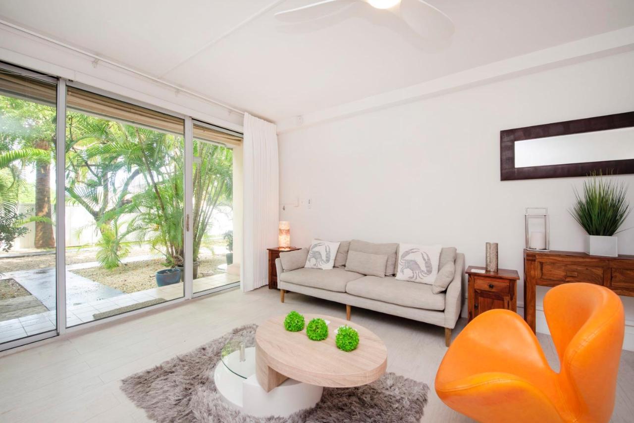 Beach Living At Island Pine Villas Blse George Town Extérieur photo